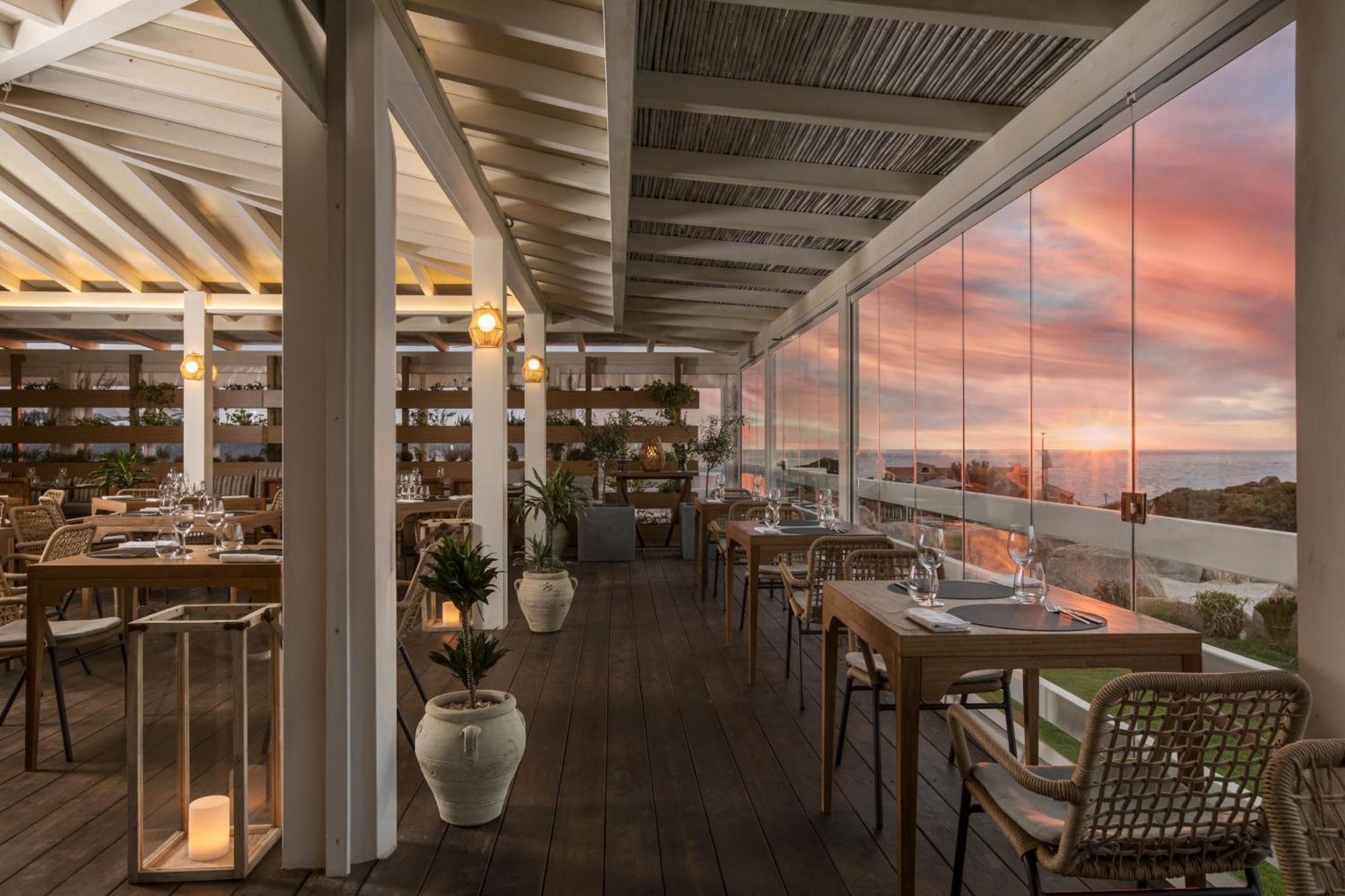 Station touristique Mangia's Santa Teresa Sardinia, Curio Collection By Hilton