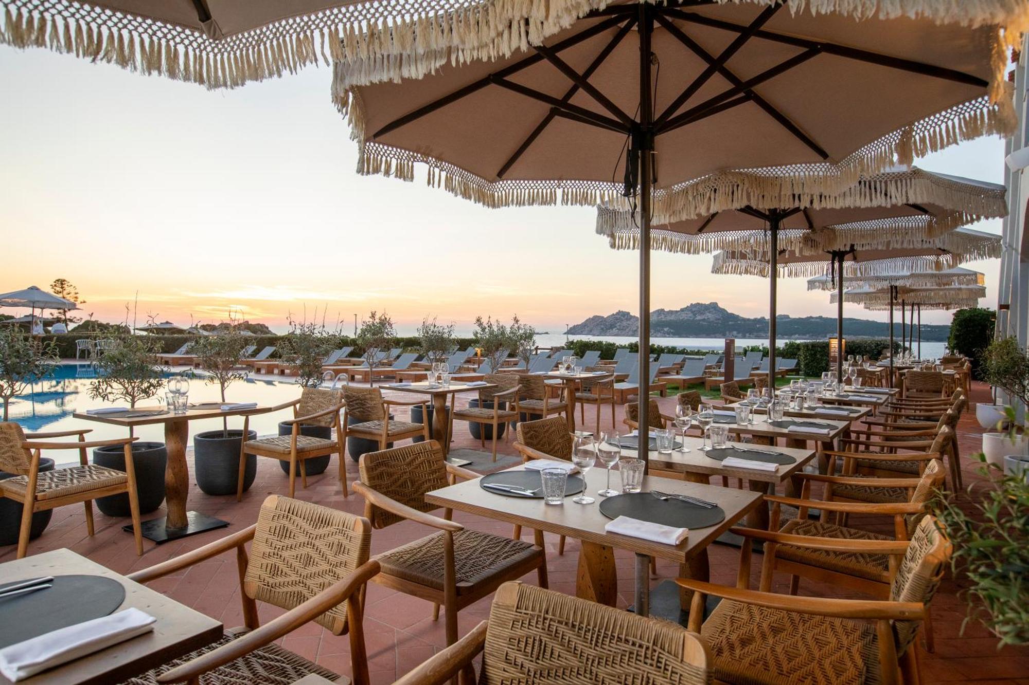 Mangia's Santa Teresa Sardinia, Curio Collection By Hilton 5* Santa Teresa Gallura