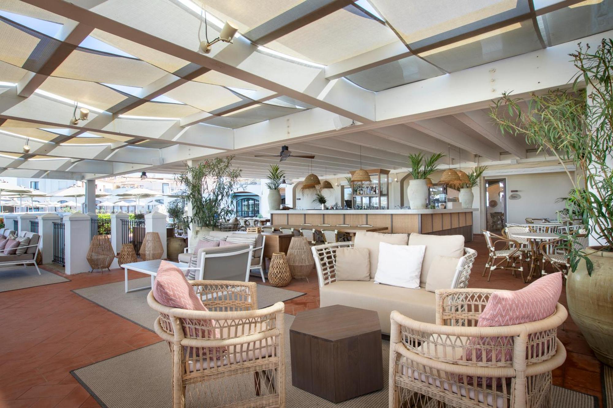 Mangia's Santa Teresa Sardinia, Curio Collection By Hilton Station touristique Santa Teresa Gallura