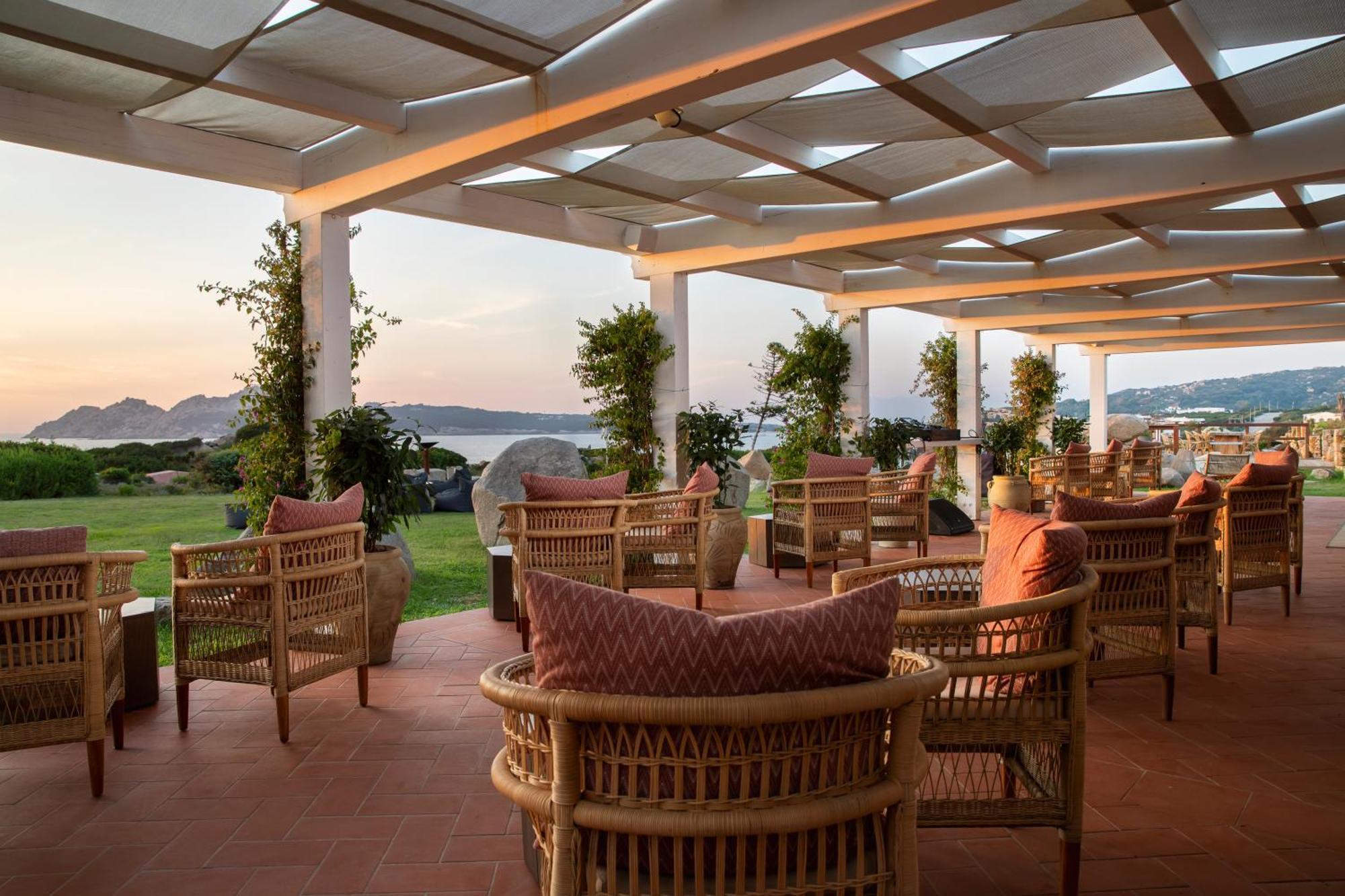 Mangia's Santa Teresa Sardinia, Curio Collection By Hilton 5* Santa Teresa Gallura