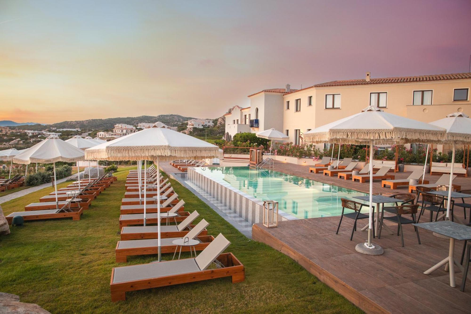 Station touristique Mangia's Santa Teresa Sardinia, Curio Collection By Hilton