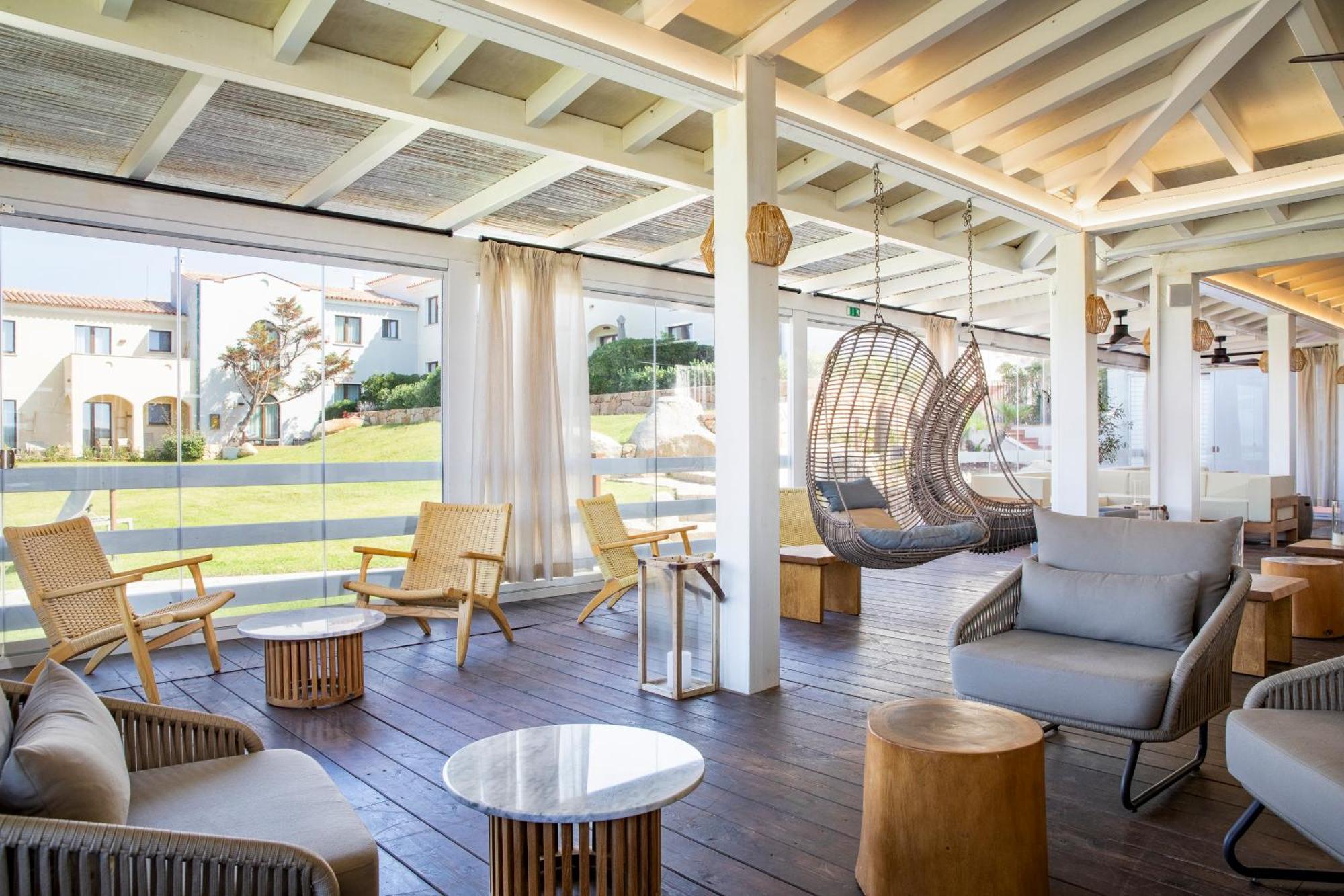 Mangia's Santa Teresa Sardinia, Curio Collection By Hilton Resort