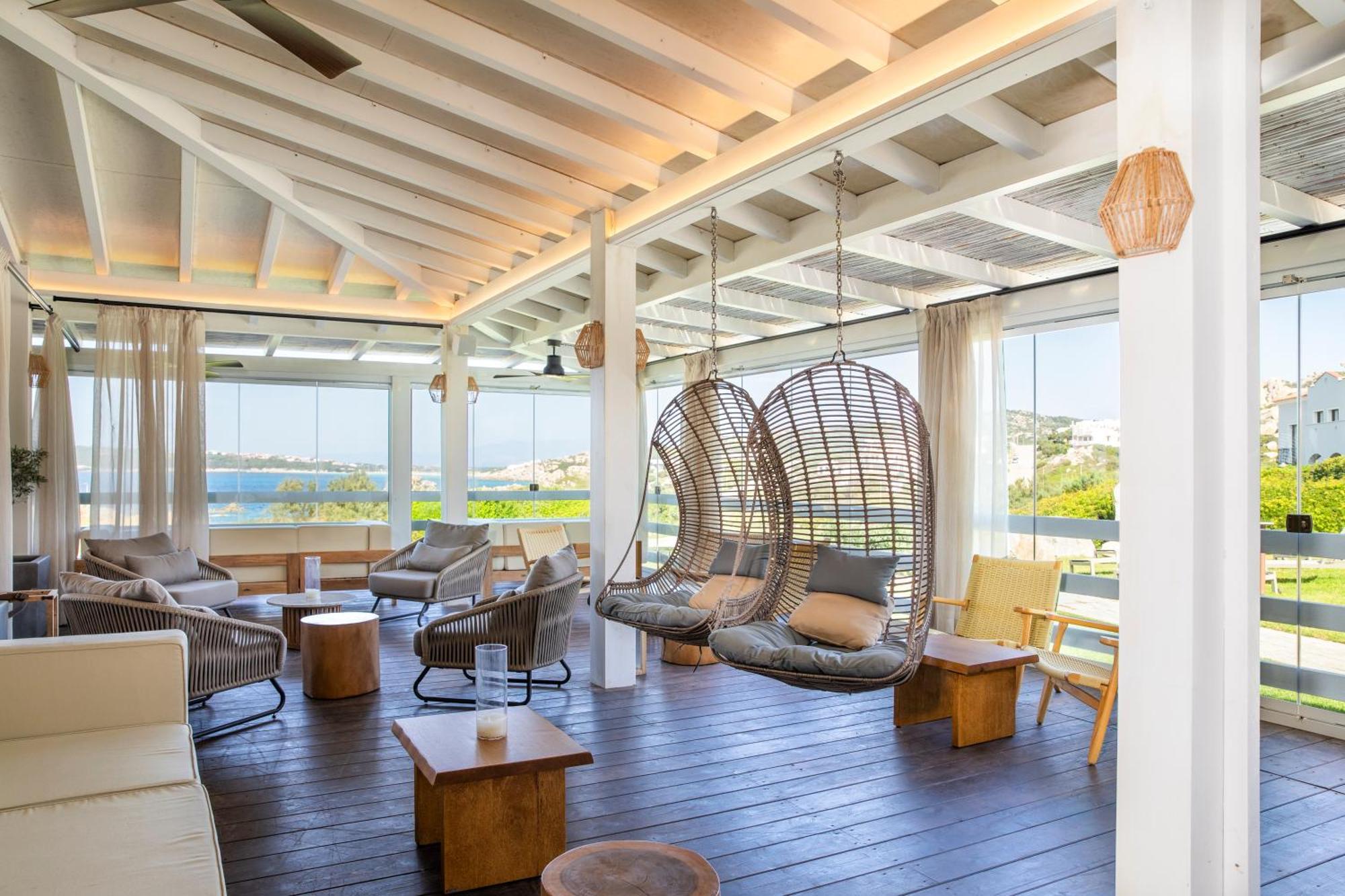 Station touristique Mangia's Santa Teresa Sardinia, Curio Collection By Hilton