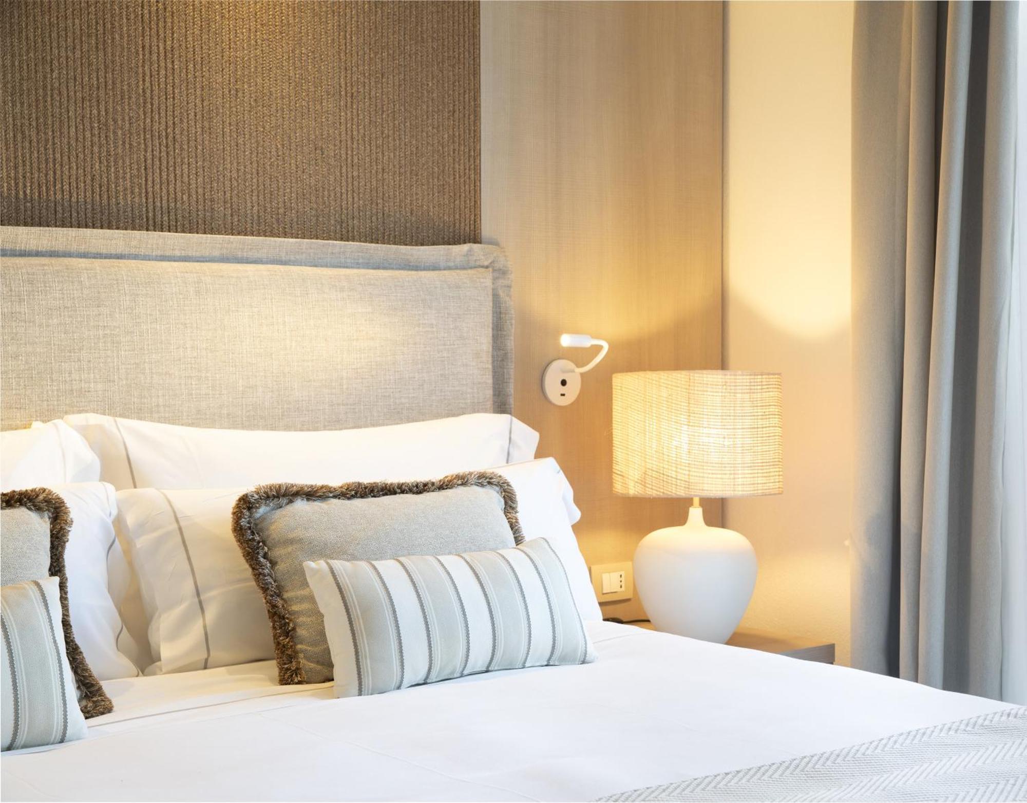 Mangia's Santa Teresa Sardinia, Curio Collection By Hilton Resort 5*