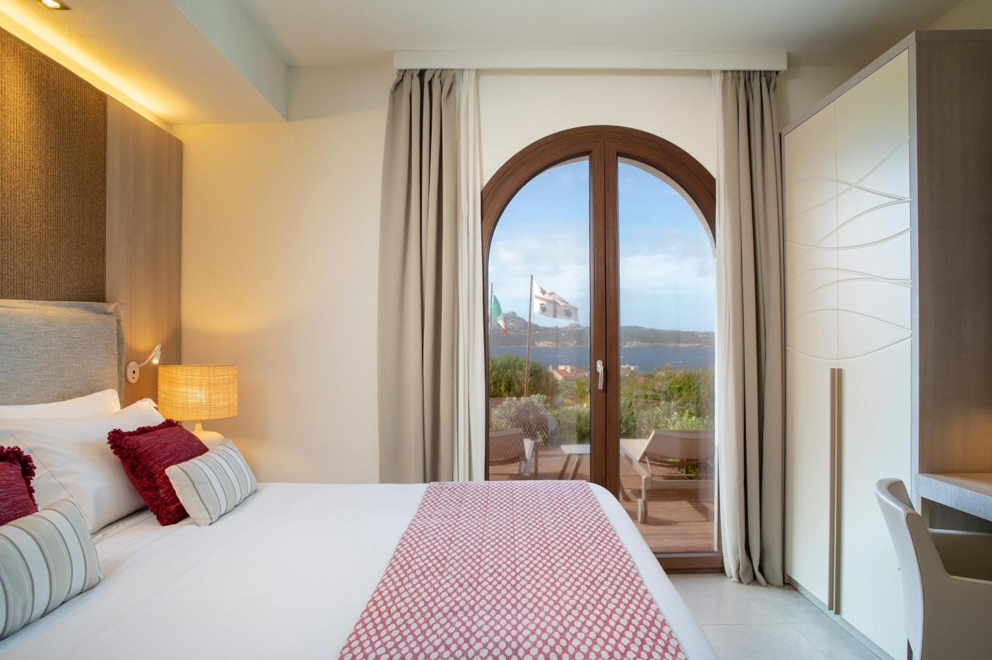 Mangia's Santa Teresa Sardinia, Curio Collection By Hilton Resort 5*