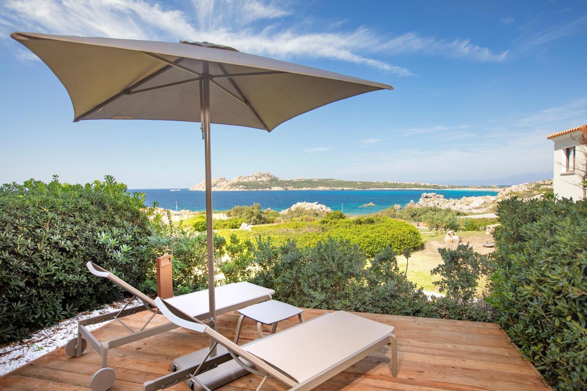 Mangia's Santa Teresa Sardinia, Curio Collection By Hilton Santa Teresa Gallura